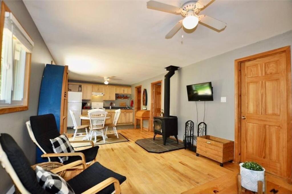 Muskoka Manor Βίλα Dwight Εξωτερικό φωτογραφία